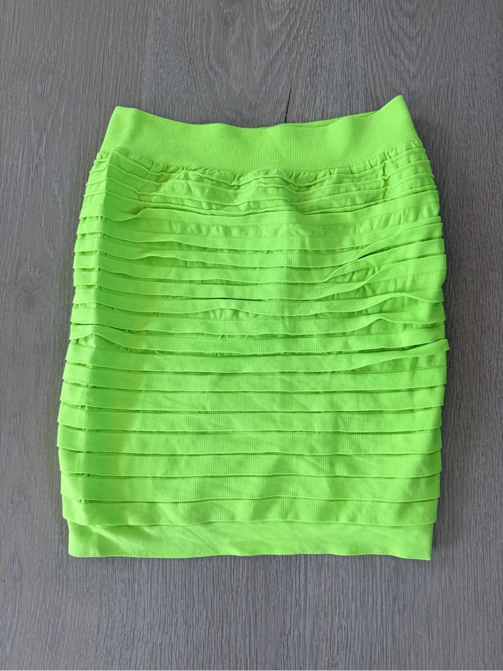 Neon Green Ribbed Mini Skirt - Women size XS/S - Picture 3 of 4